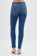 Load image into Gallery viewer, Risen Mid Rise Classic Skinny Jean in Medium Wash - Tummy Control - Plus + Regular
