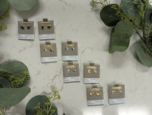 Load image into Gallery viewer, Concepts Classic Studs - Nature - 24kt Gold + Surgical Stainless Steel
