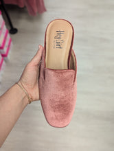 Load image into Gallery viewer, Corkys Spotlight Mule in Blush Velvet
