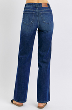 Load image into Gallery viewer, Judy Blue Mid Rise Tummy Control Straight Jean
