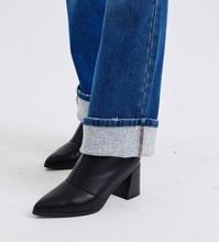 Load image into Gallery viewer, Judy Blue Mid Rise THERMAL Lined Bootcut - Plus + Reg
