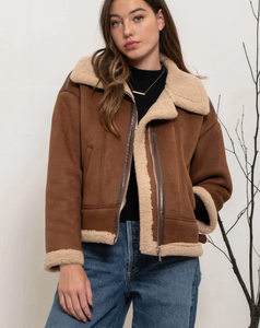 Contrast Faux Shearling Jacket in Coffee Brown